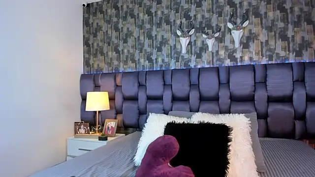 NicoleDiior webcam