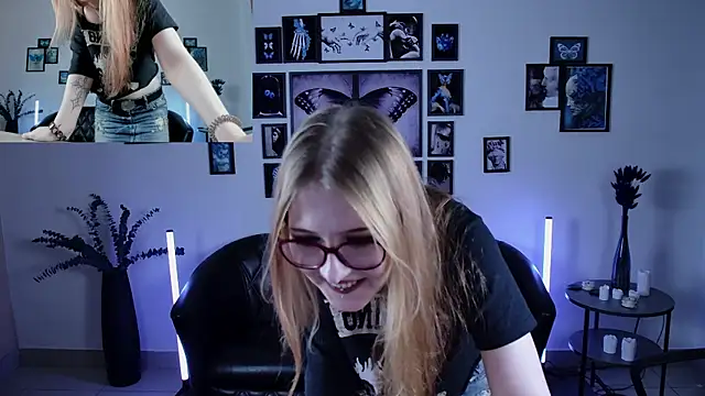 lanafitch live webcam