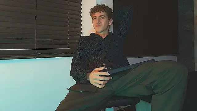Tyler_Mcrey webcam