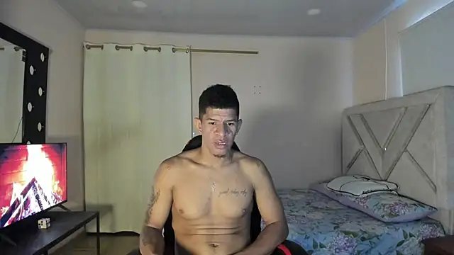 Toptony22 webcam