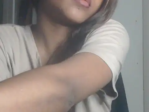 NancyRuvi webcam