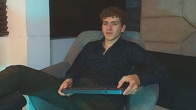 Tyler_Mcrey webcam