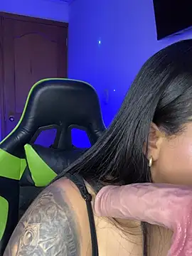 leila_22 webcam
