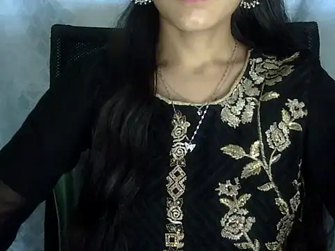 Shazi_1 live cam on StripChat