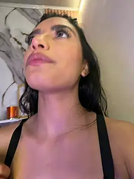 AlinaArgii webcam