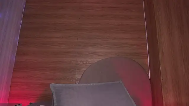 alexaa_walker webcam