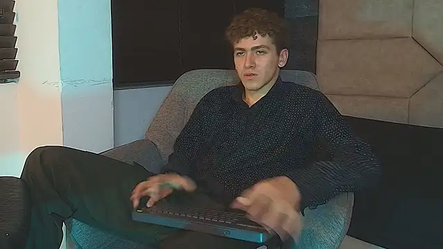 Tyler_Mcrey webcam