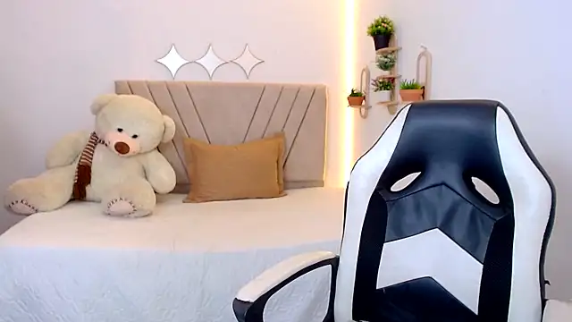 zara_cute webcam