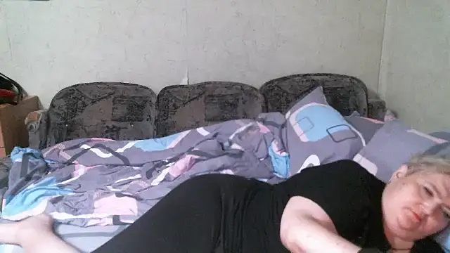 Lana555 live cam on StripChat