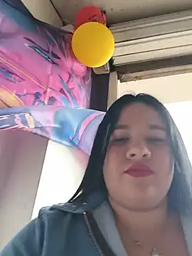 Kendra-daring webcam