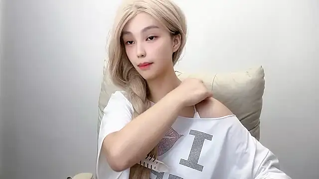 jiangjiang2005 webcam
