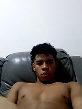 adrian66x webcam