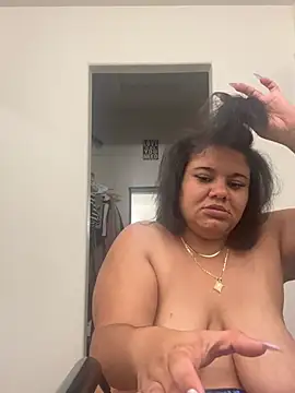 sofiacumms live cam on StripChat