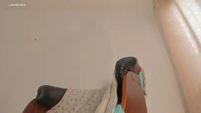 isabelsexysmile_ (T young) - CUM DIRECT INTO YOUR MOUTH