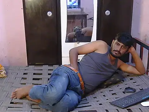 HotXKrish webcam