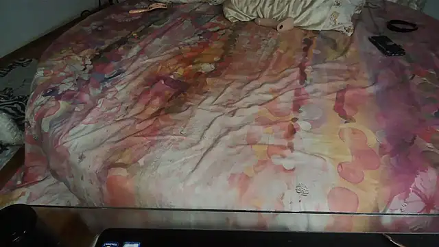 MadamBell webcam