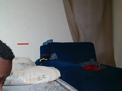 petiteafricanbaddie webcam