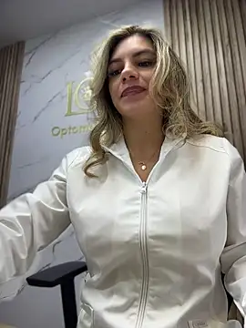 alicee16's live cam