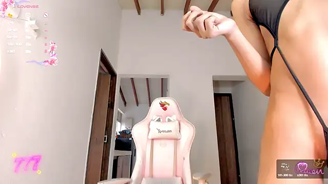 Nicol_ofi24 webcam