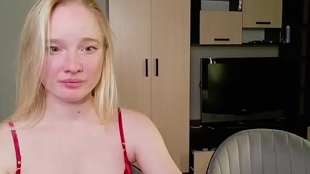 Shawty_Mia webcam