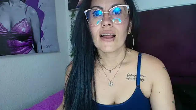 Tania_mature webcam
