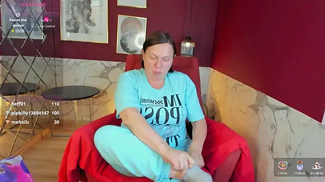 KellyPerfection webcam
