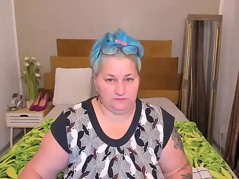 Sugarmommy_69X webcam