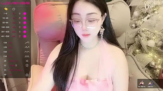 Monica-666888- webcam