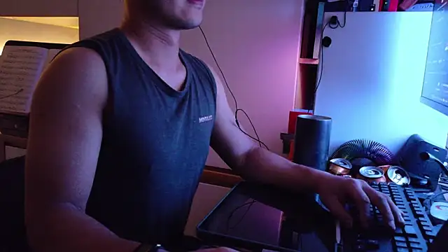 OnlyMan90 webcam