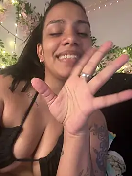 ArielleMillerr- webcam