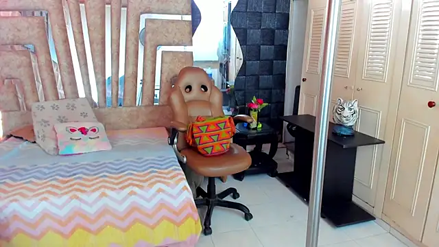 cute_sassy webcam