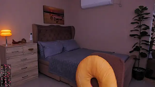 OliGasm webcam