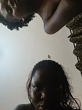 Black_prettty webcam
