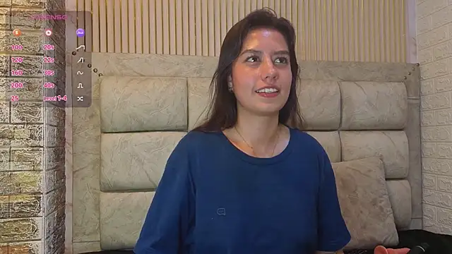 alahia_bloom (F young) - a finger in my pussy