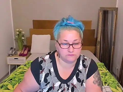 Sugarmommy_69X webcam