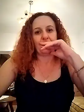 KarinaFlower99 live cam on StripChat
