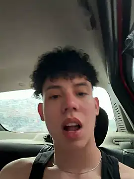 yoursexyjose webcam