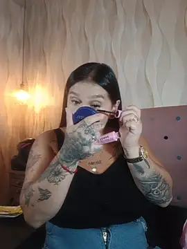 Milf_NaomiBraunx webcam