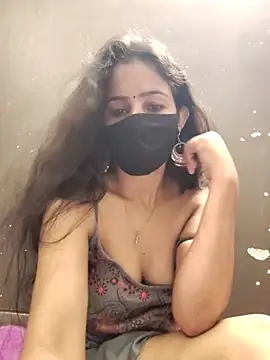 Kanika_76 webcam