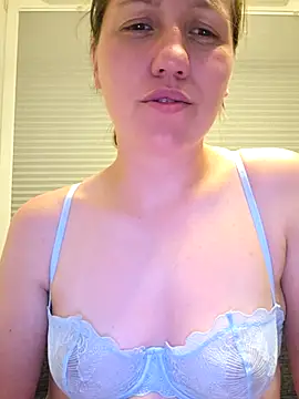 Nicole-Ray