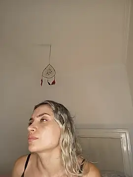 ASHLEY_BLAIR webcam