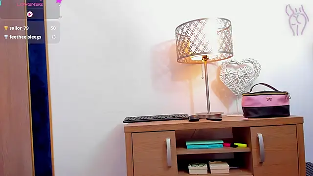 tenny_shy webcam