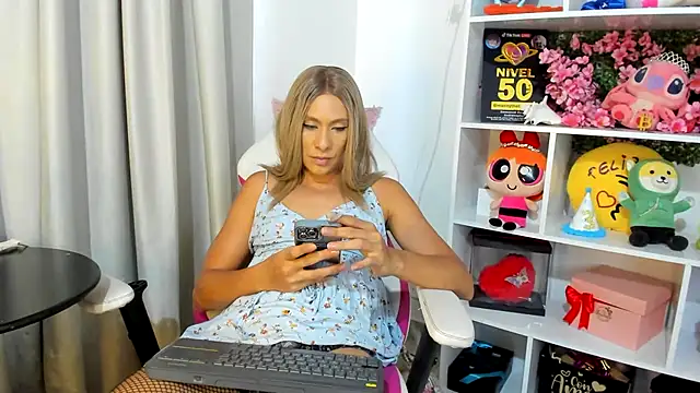 davinaclaire live sex cam