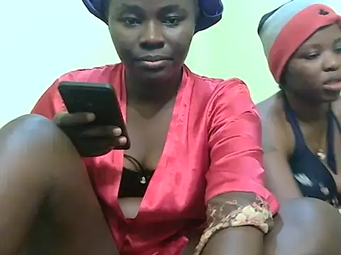 roziebeauty webcam