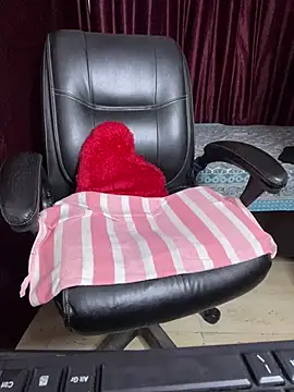 darlingruby (F young) - Spank ass 10 X Lush cotrol 5 mint 😈🥵