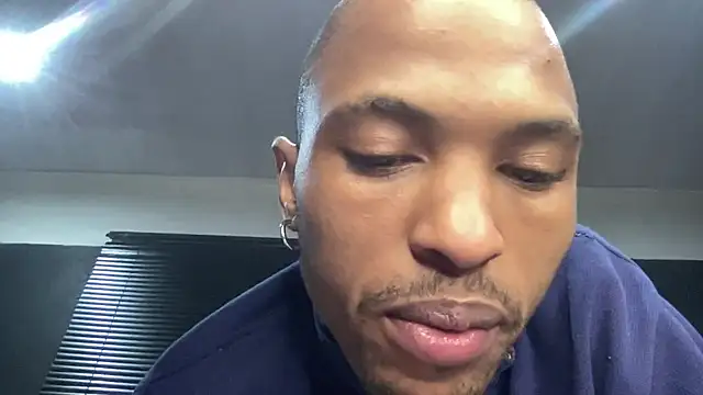 BlueIceCube live sex cam