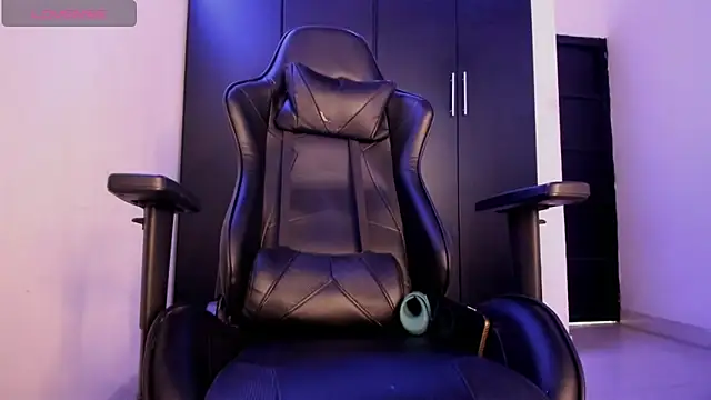 Liam_Mateo webcam