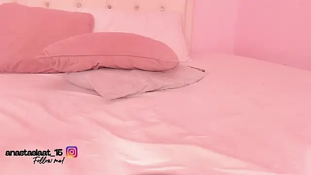 Miia_Thompsonn webcam