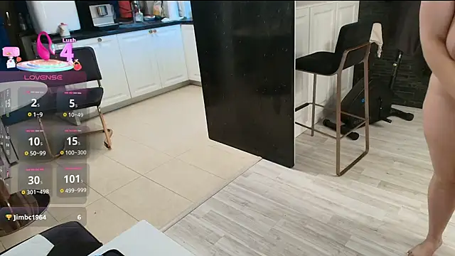 Layla- webcam