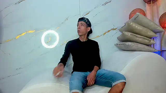 amazingorgasm (Ask my age) - KEEP SHOW NO SCAPE + GAG + SLAP X3